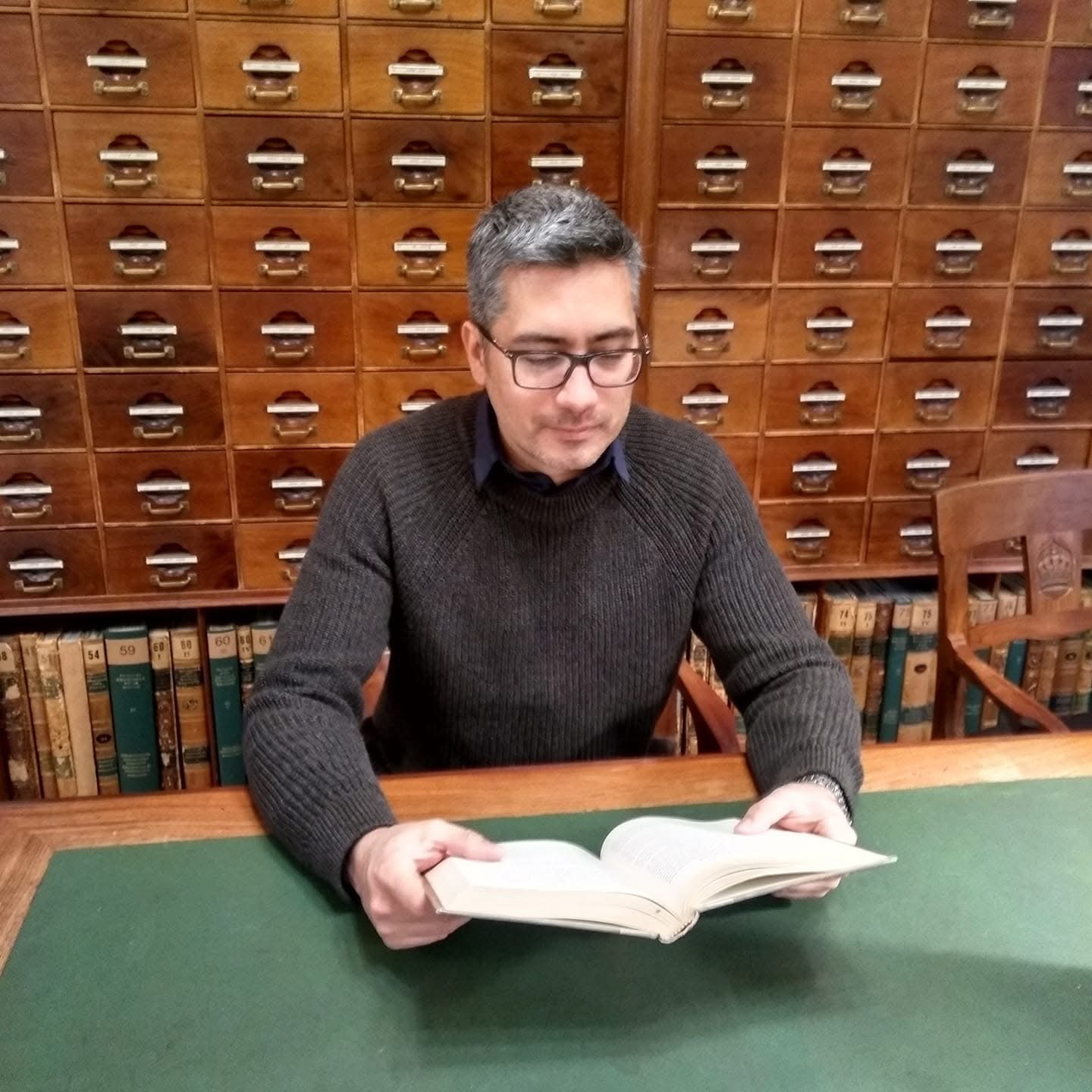 Mario Santiago Juárez, abogado para cobro y litigio contra el gobierno